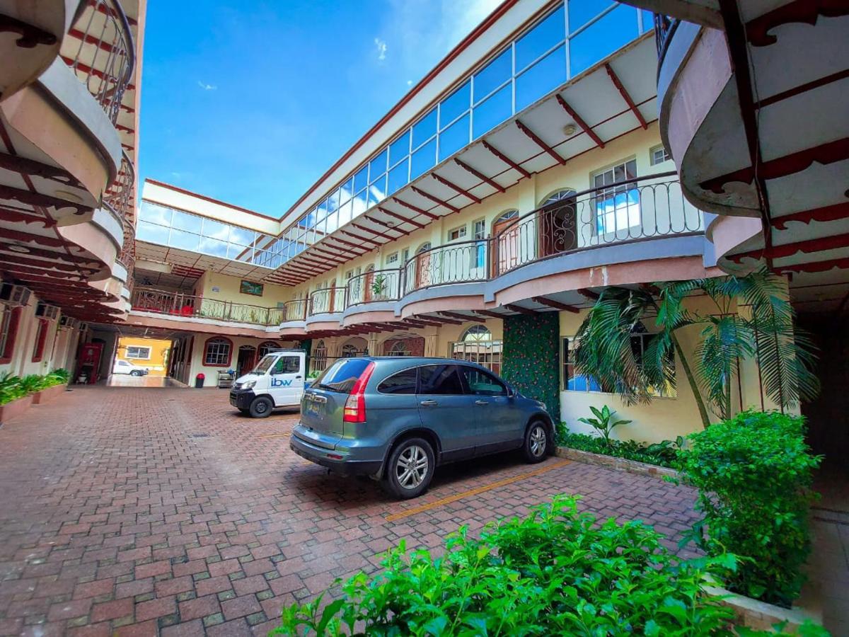 Hotel Continental Plaza 圣米格尔 外观 照片