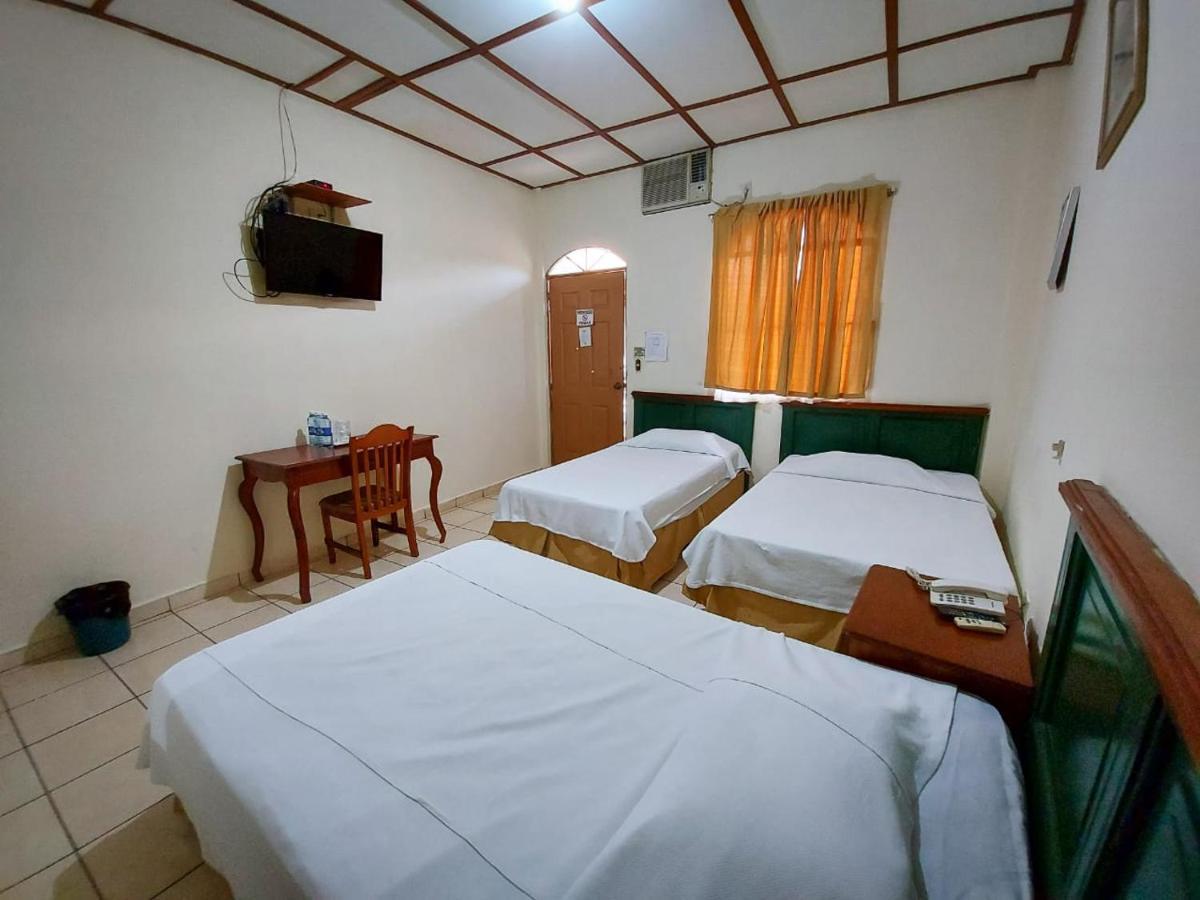 Hotel Continental Plaza 圣米格尔 外观 照片