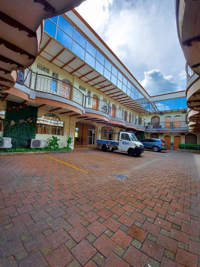 Hotel Continental Plaza 圣米格尔 外观 照片