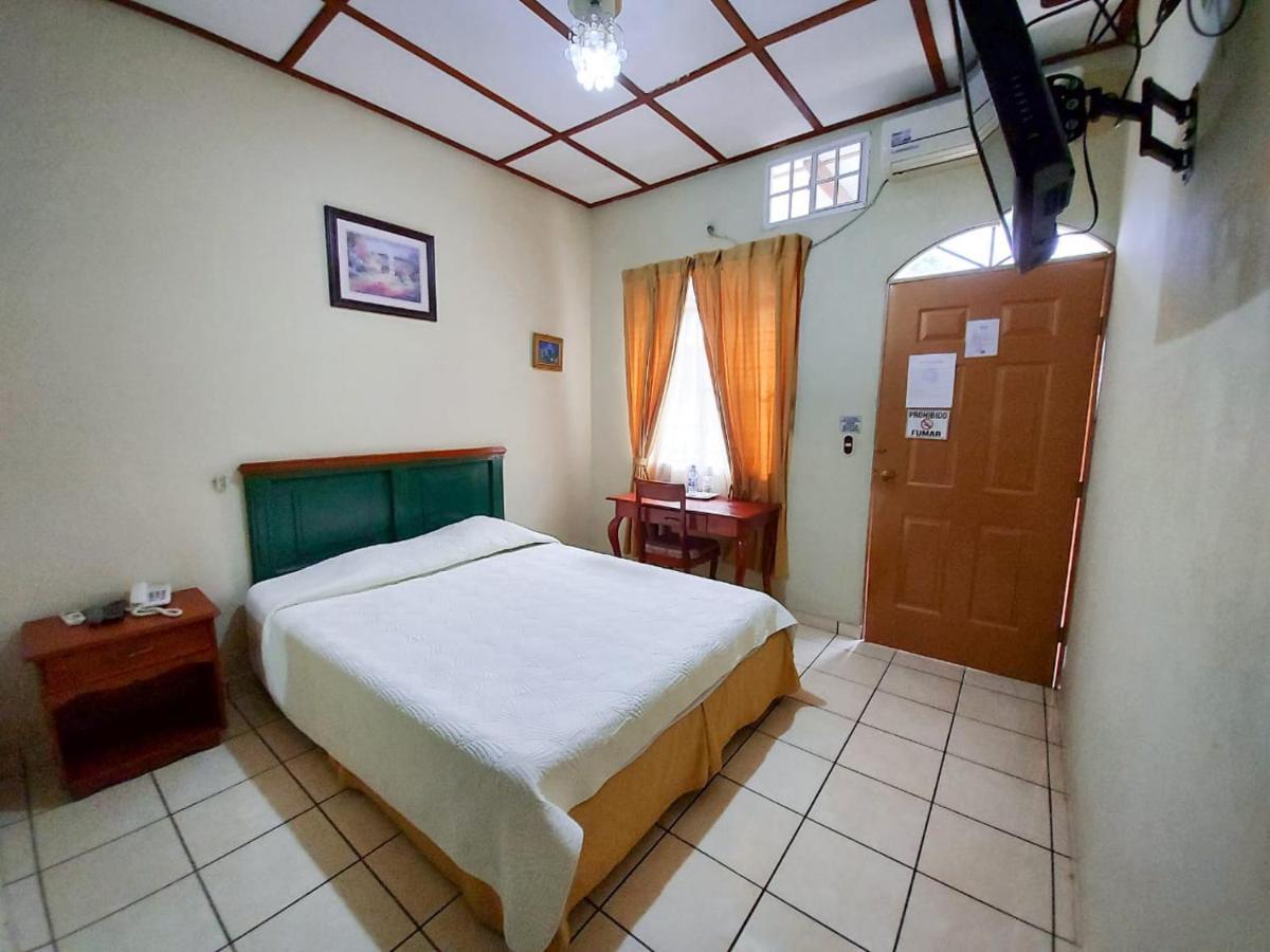 Hotel Continental Plaza 圣米格尔 外观 照片