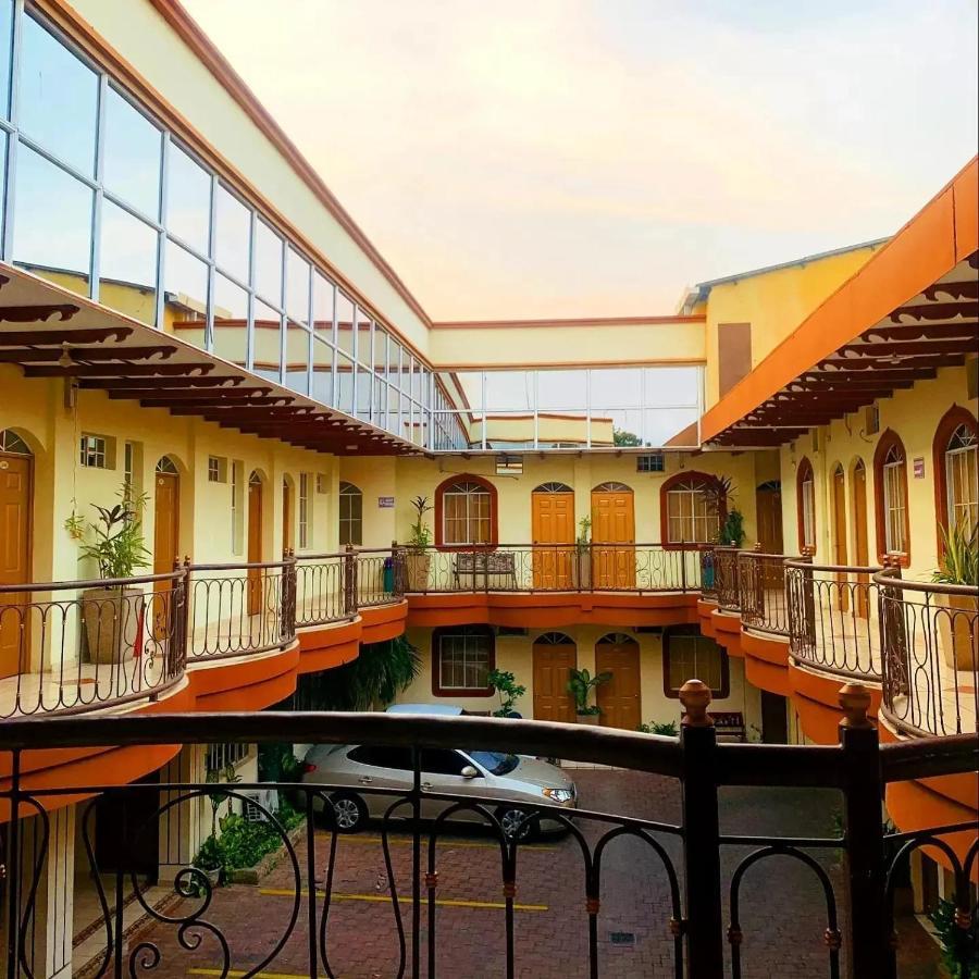 Hotel Continental Plaza 圣米格尔 外观 照片