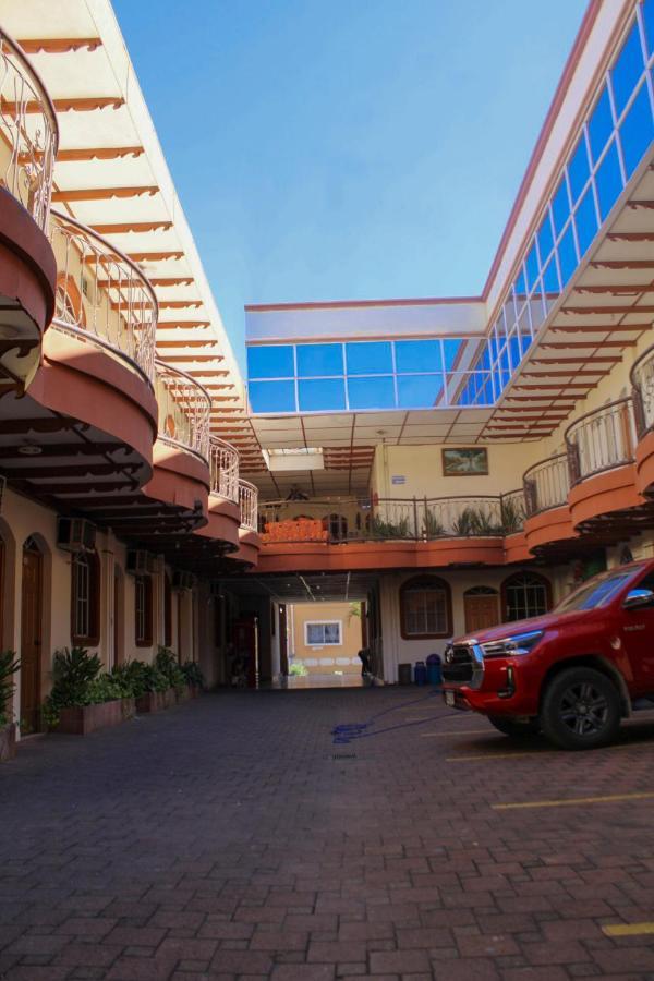 Hotel Continental Plaza 圣米格尔 外观 照片