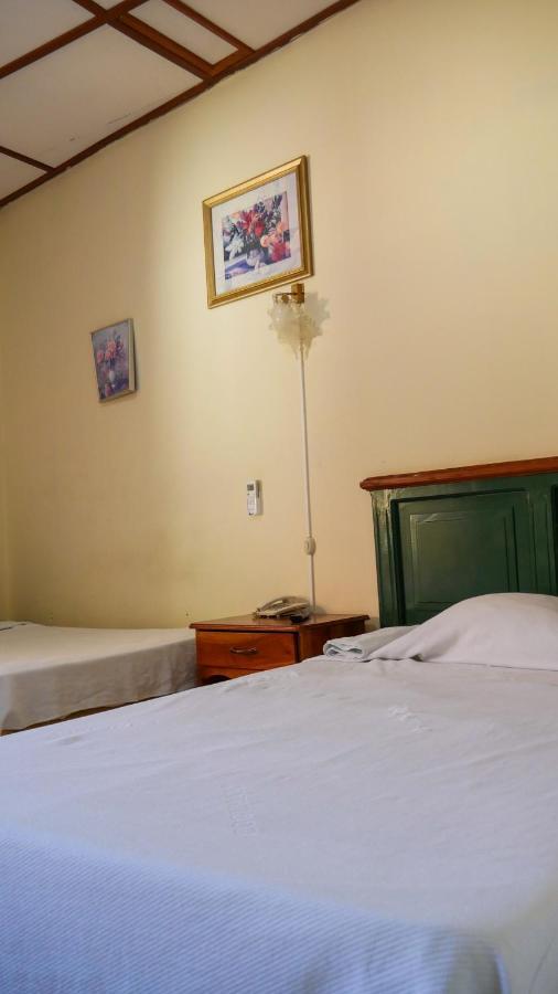 Hotel Continental Plaza 圣米格尔 外观 照片